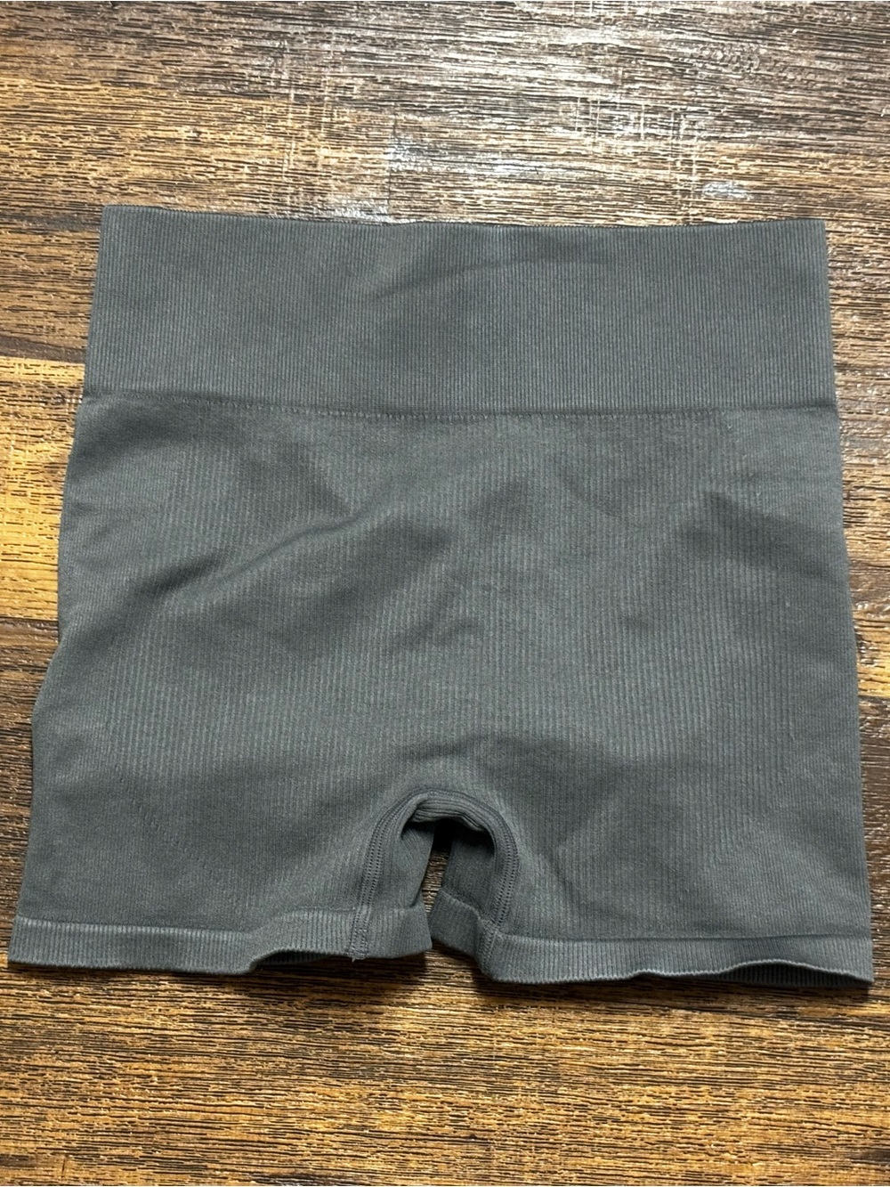 Source Unknown Seamless Ribbed High-Waist Shorts — Gray